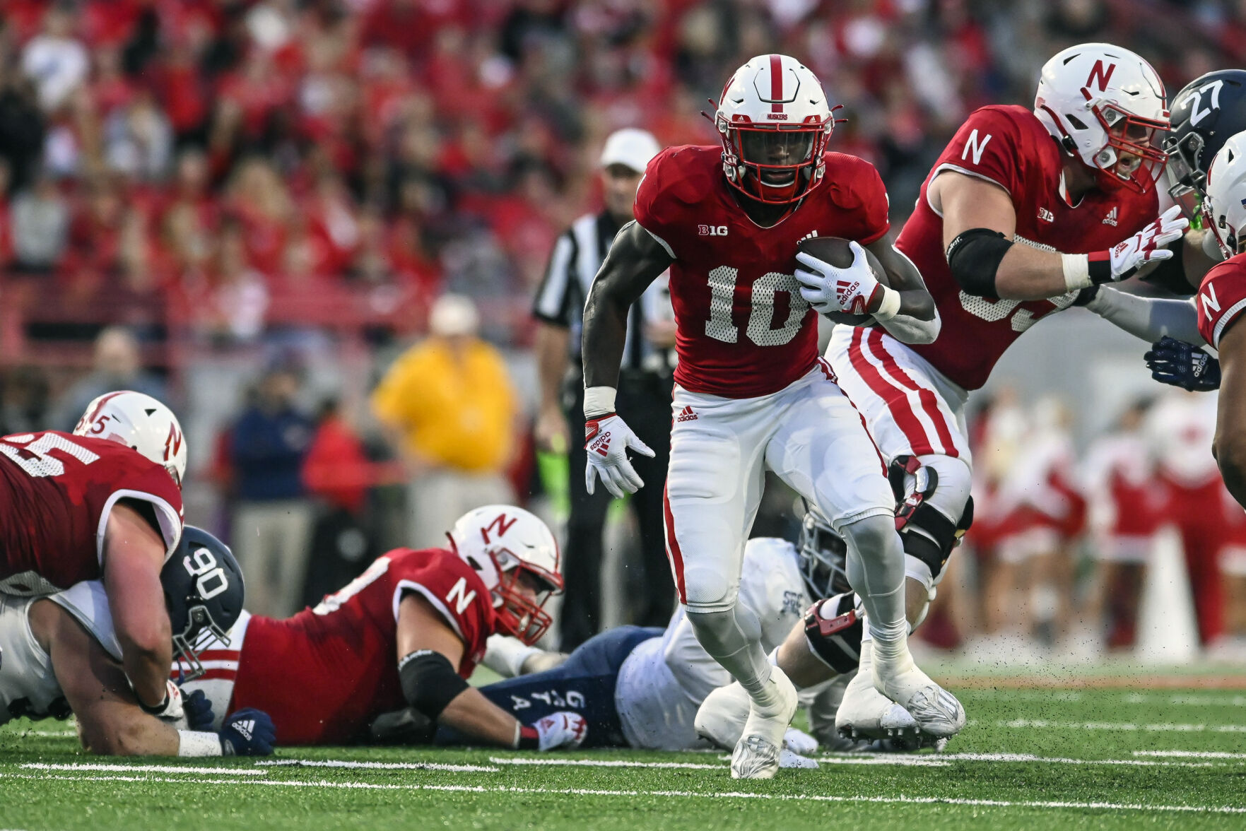 091122-HuskerFball37.jpg
